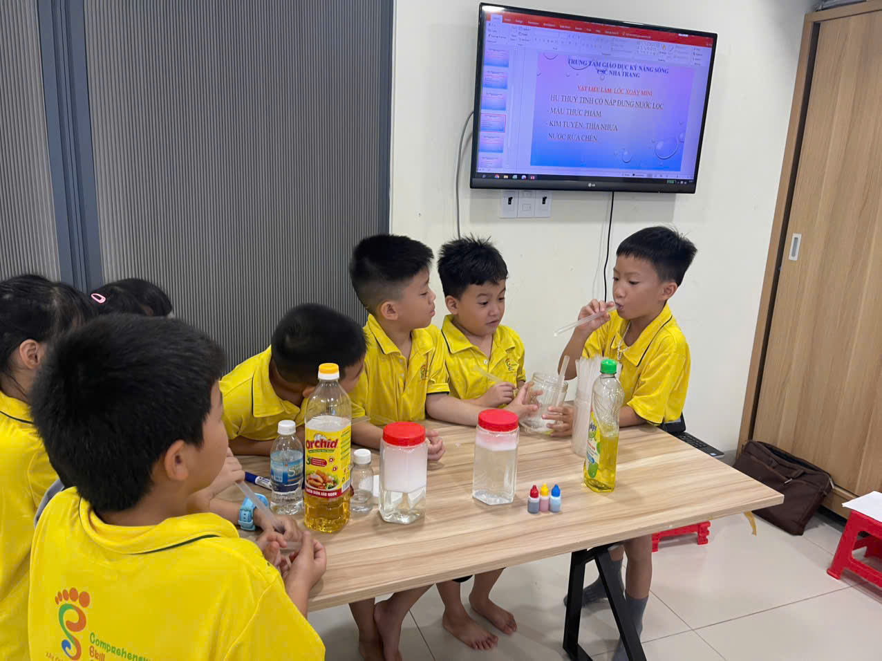 Lớp khoa học ứng dụng vui (STEM) CSC có gì đặc biệt?